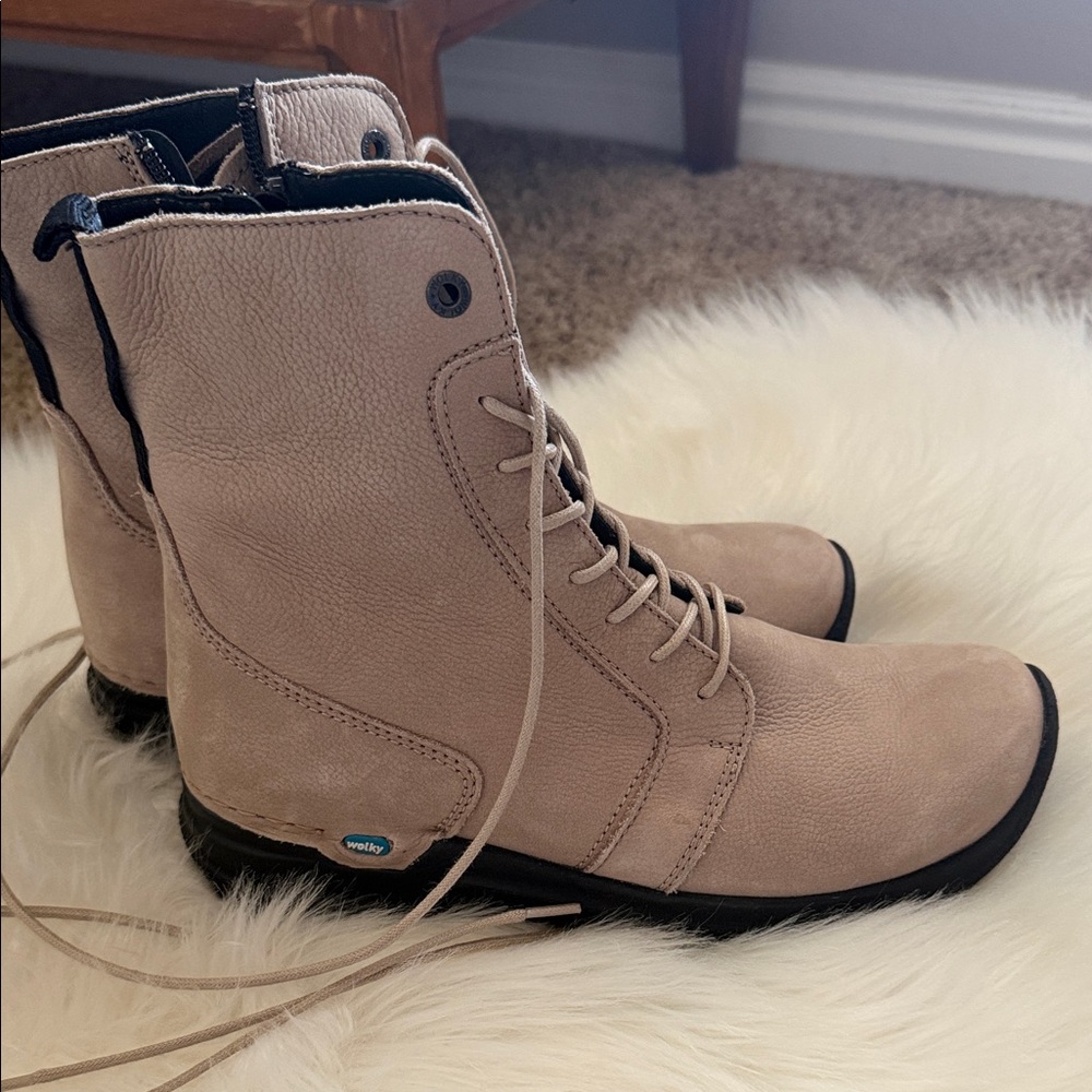 Wolky Beige Lace-Up Women's Boots